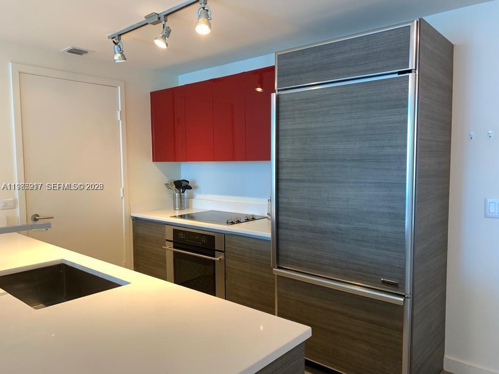 1100 MILLECENTO RESIDENCE - Residential Lease