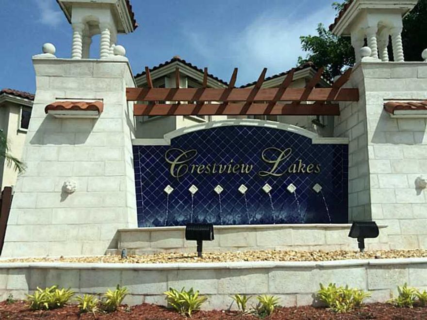 Beautiful One story home at CrestView Lakes, 3 spacious bedrooms, double car garage, all tile, high ceiling, spacious open kitchen, big patio with a Lake front view. Very nice and quiet neighborhood. EASY TO SHOW