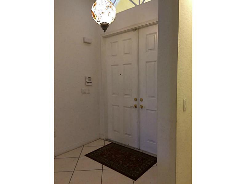 CRESTVIEW LAKES 1ST ADDN - Residential Lease