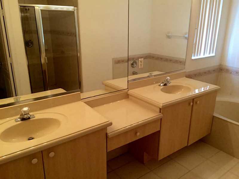 CRESTVIEW LAKES 1ST ADDN - Residential Lease