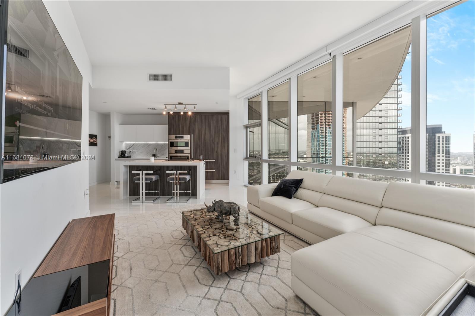 Property for Sale at 851 Ne 1st Ave 3302, Miami, Broward County, Florida - Bedrooms: 1 
Bathrooms: 2  - $689,000