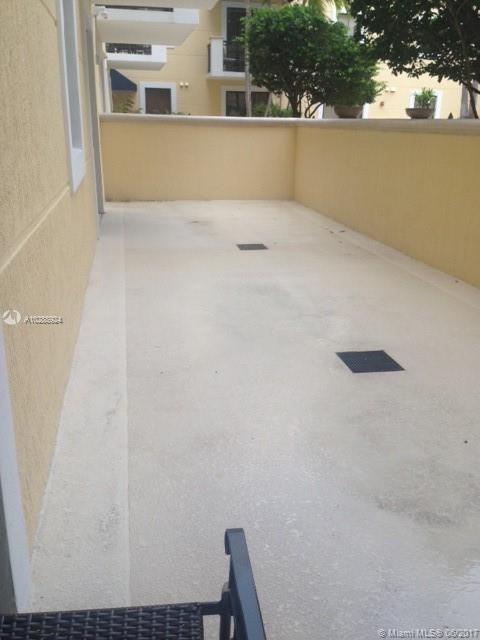 COLONNADE AT DADELAND - Residential Lease