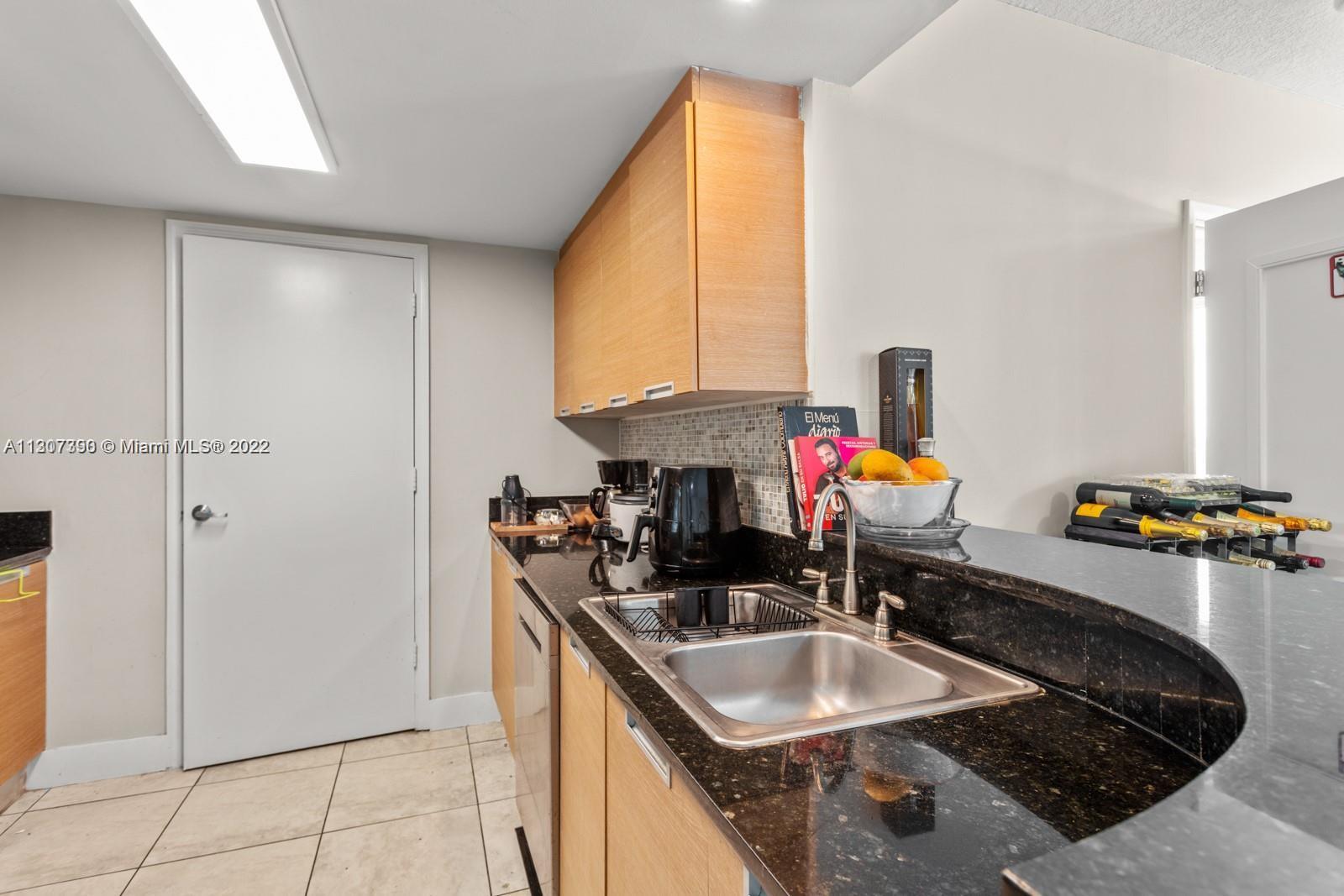 THE BRIDGEWATER CONDO - Residential Lease