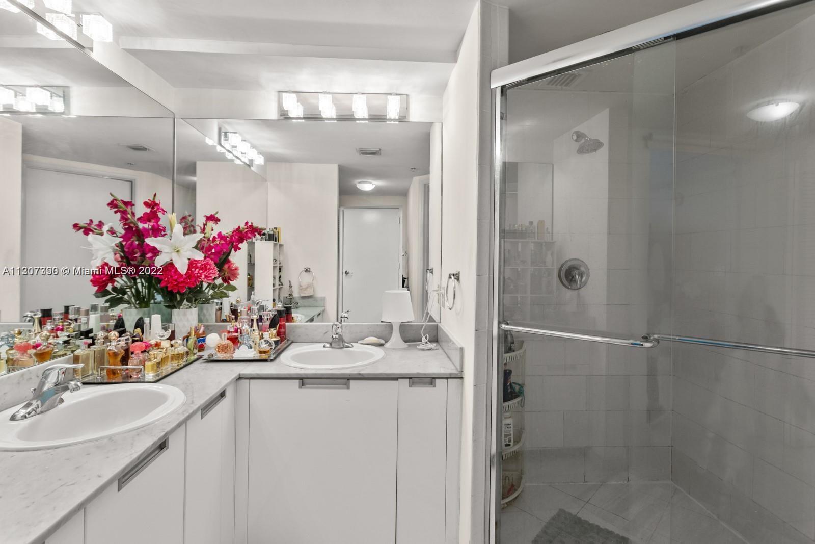 THE BRIDGEWATER CONDO - Residential Lease