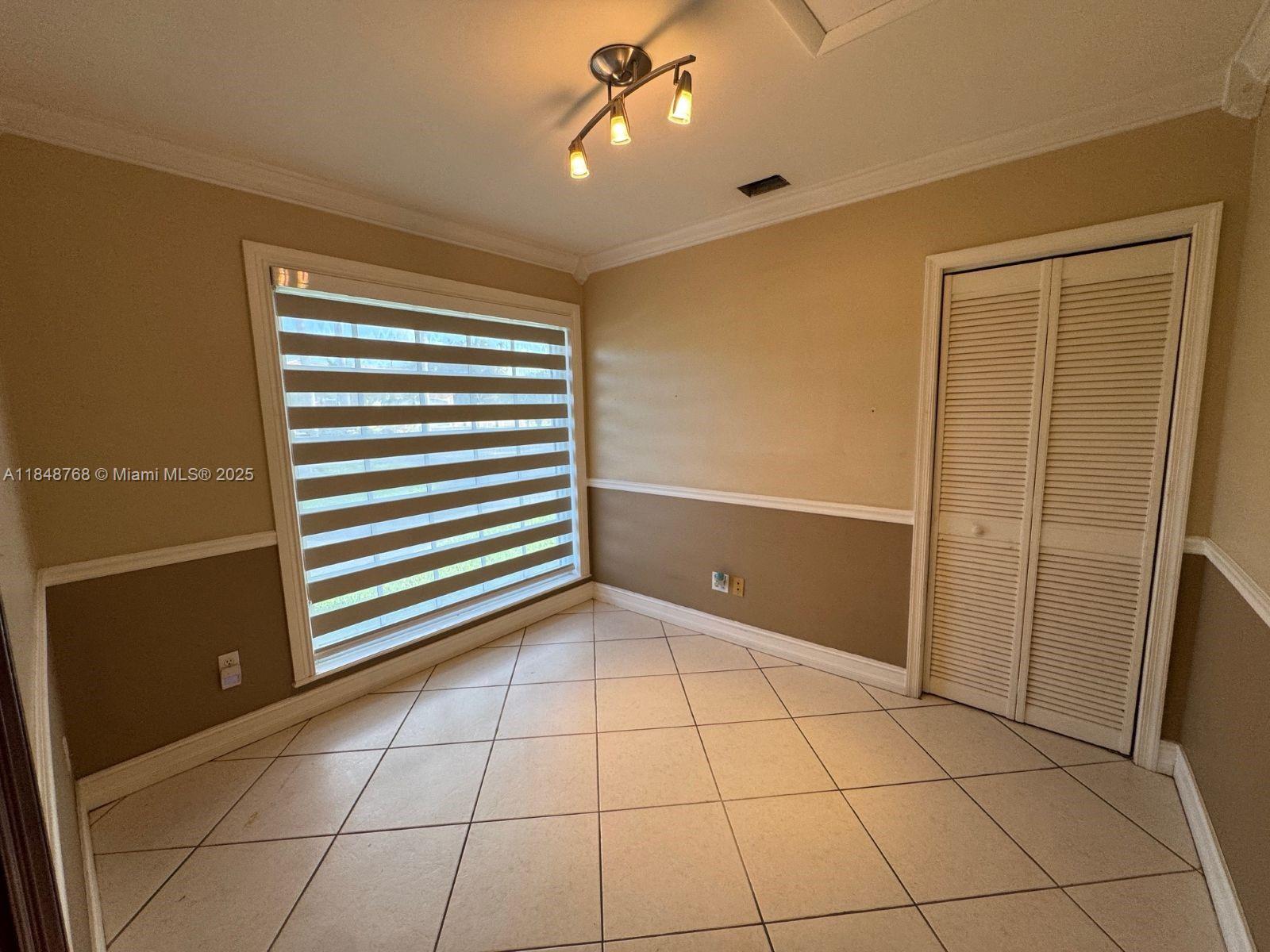 SPLIT RAIL SEC 1 - Residential