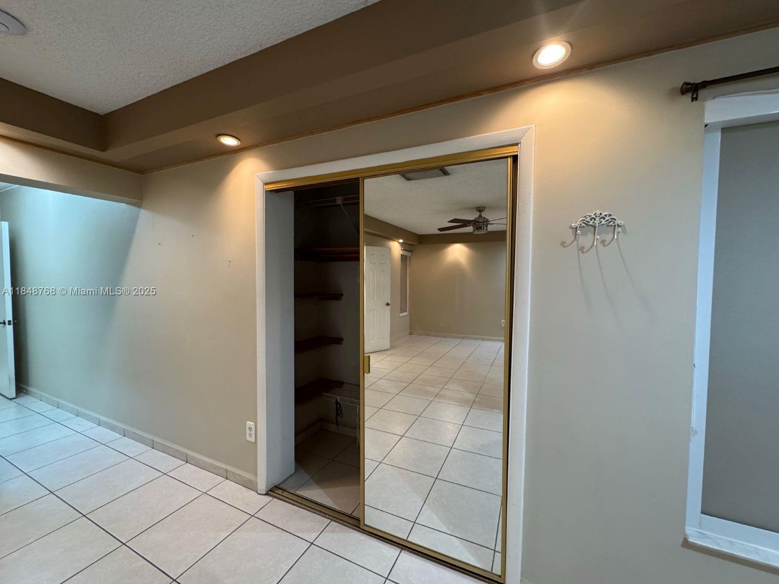 SPLIT RAIL SEC 1 - Residential