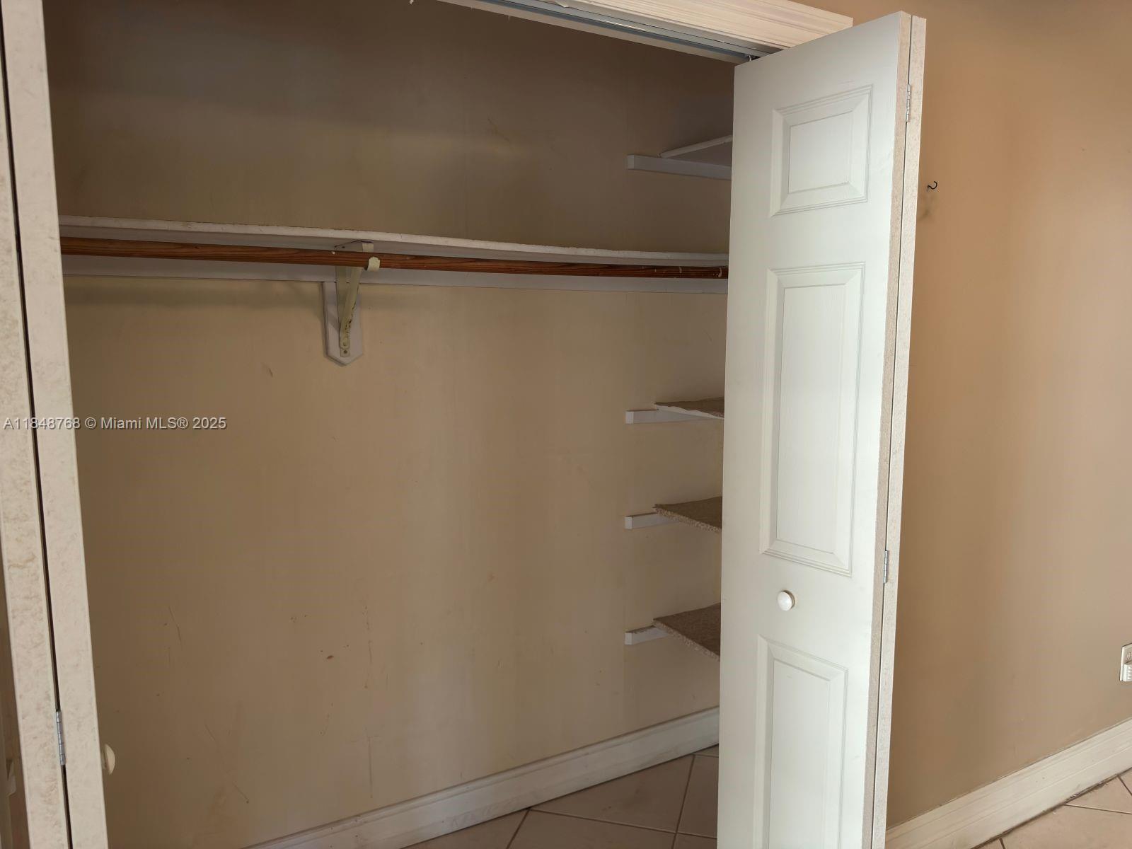 SPLIT RAIL SEC 1 - Residential