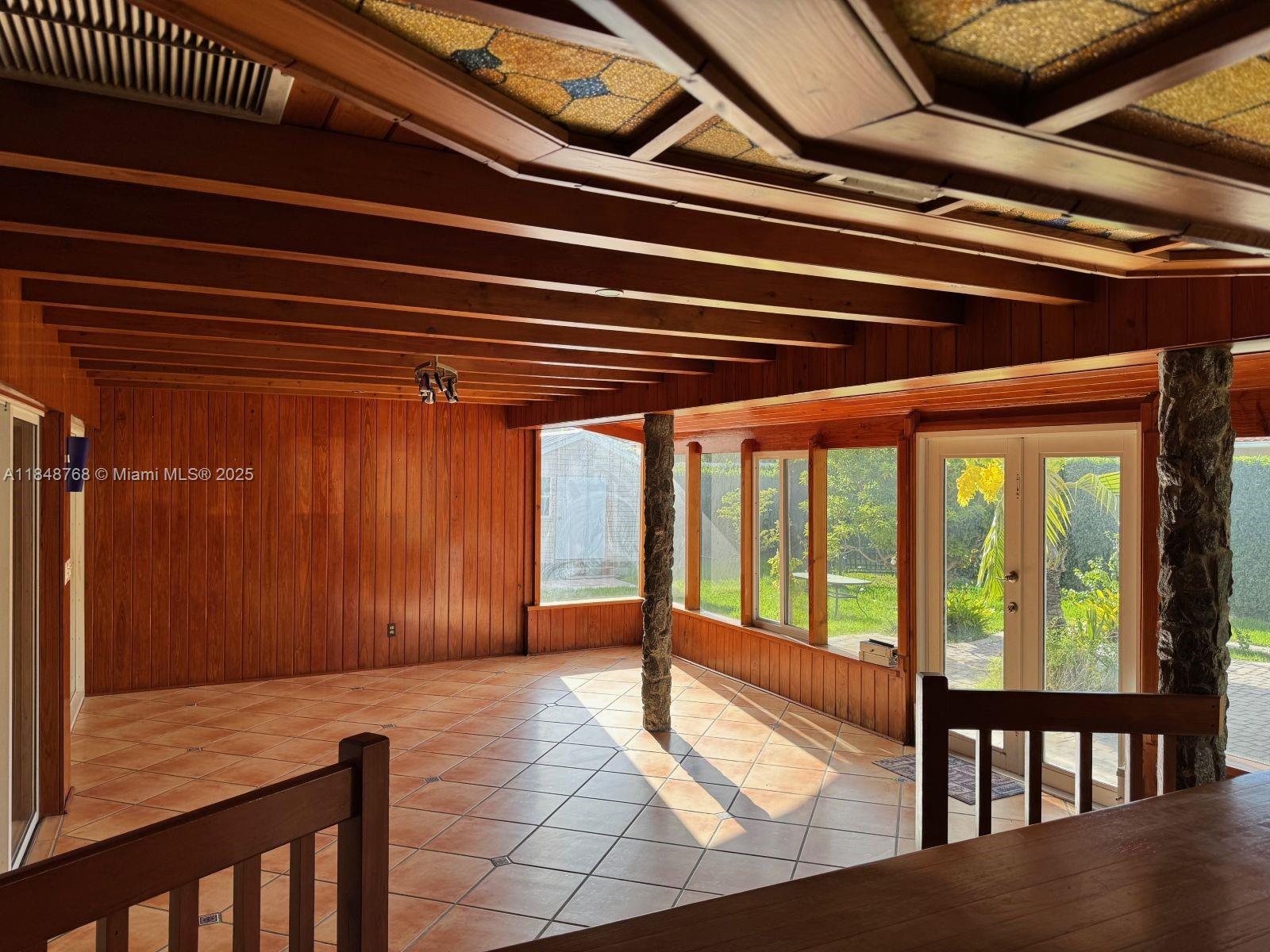 SPLIT RAIL SEC 1 - Residential