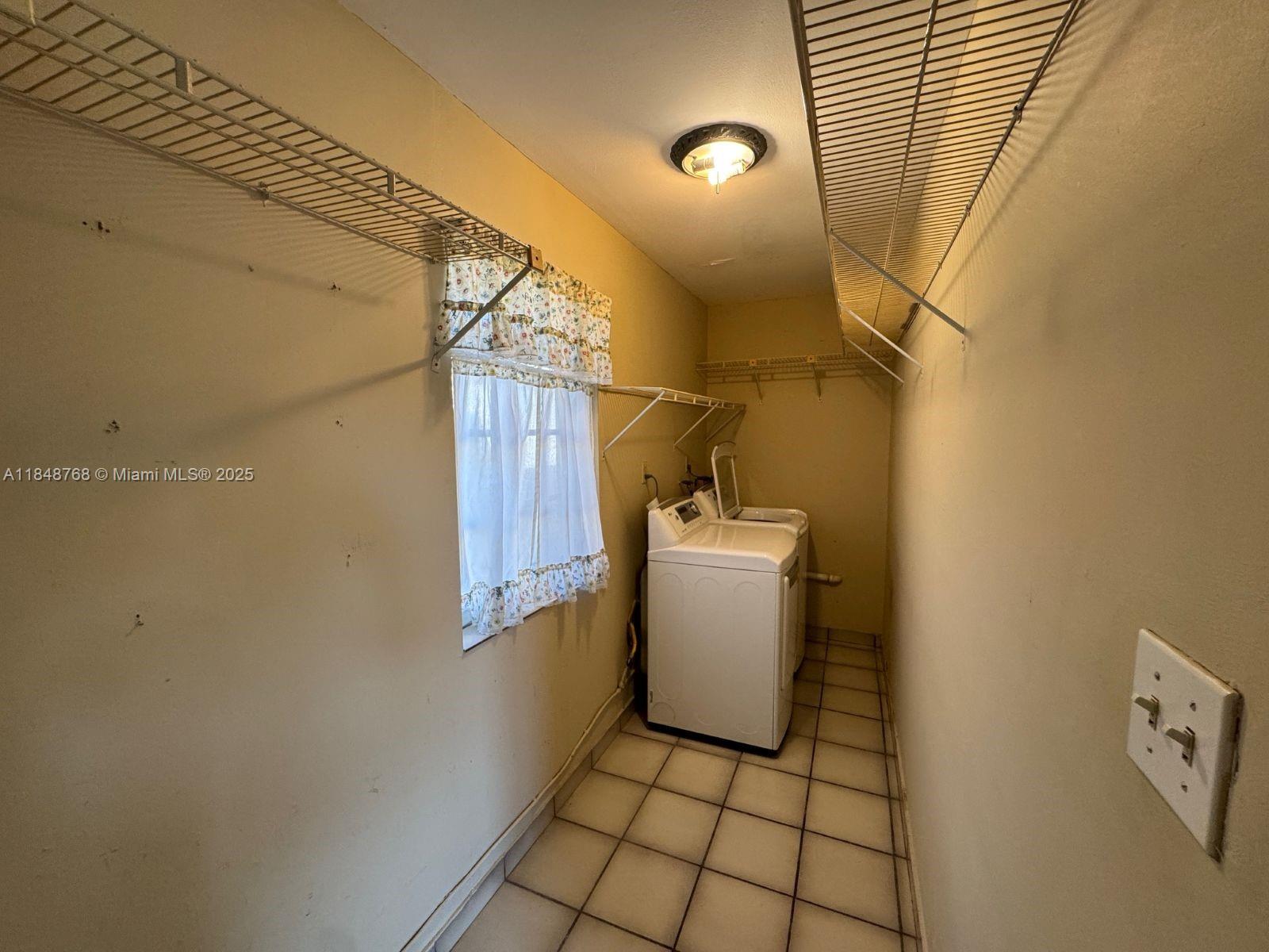 SPLIT RAIL SEC 1 - Residential