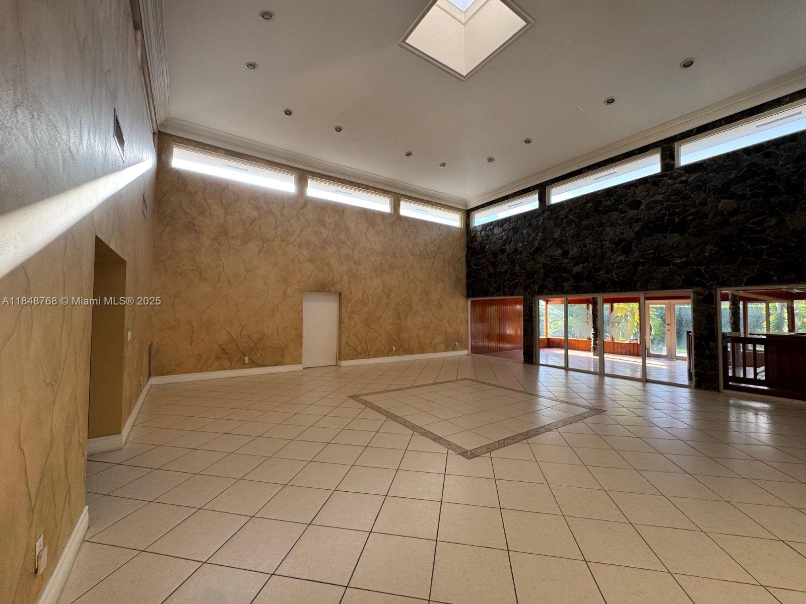 SPLIT RAIL SEC 1 - Residential