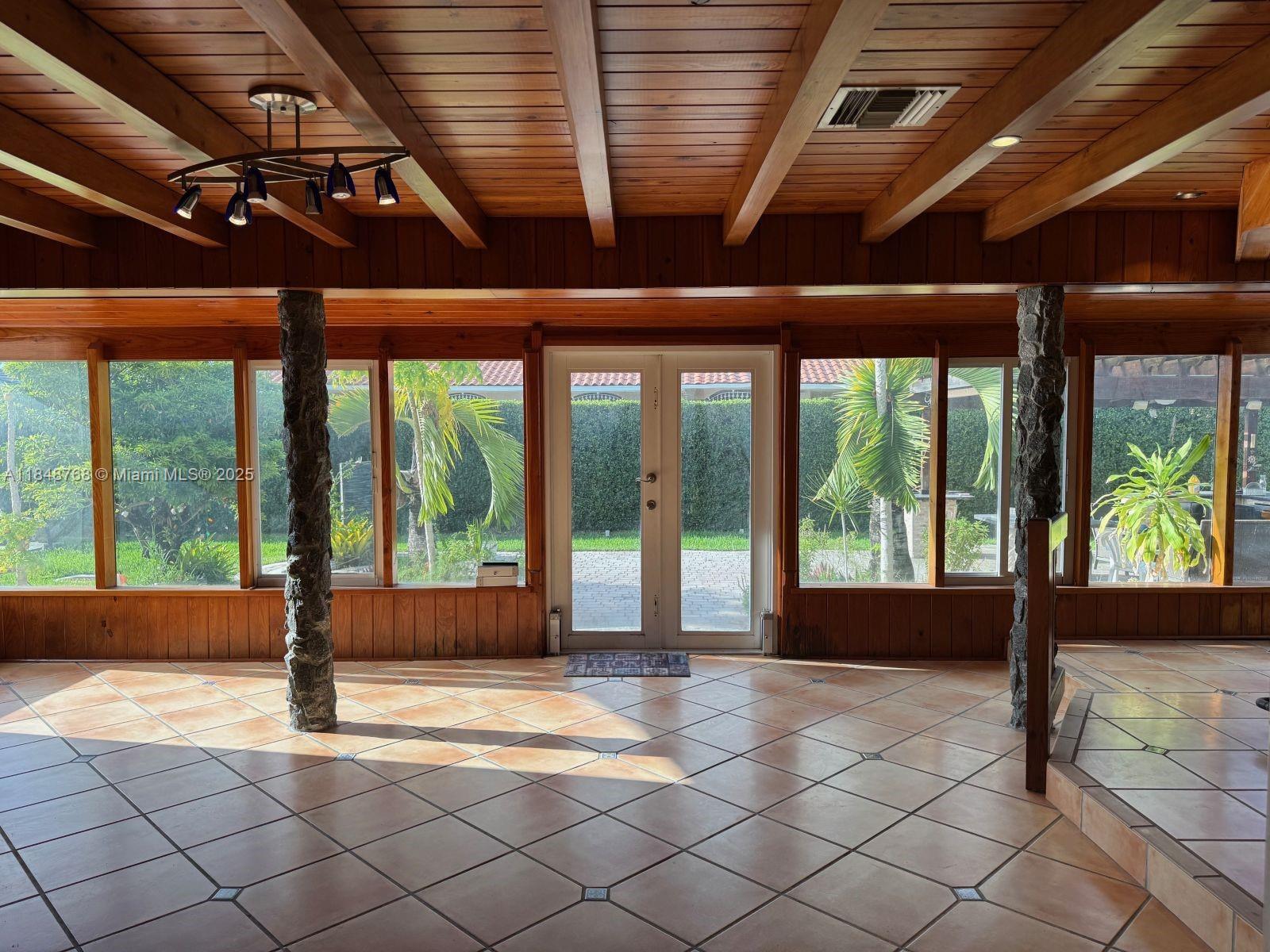 SPLIT RAIL SEC 1 - Residential