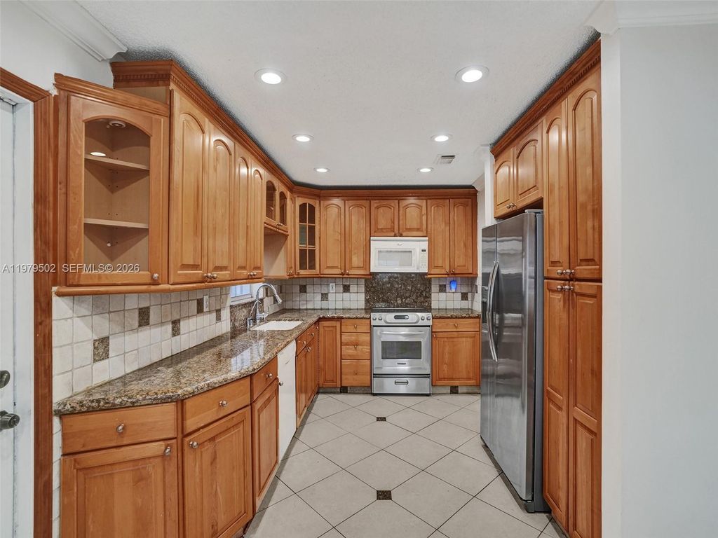 Photo of 3745 Piccadilly St #114, Hollywood, FL 33021 (MLS # A11979502)