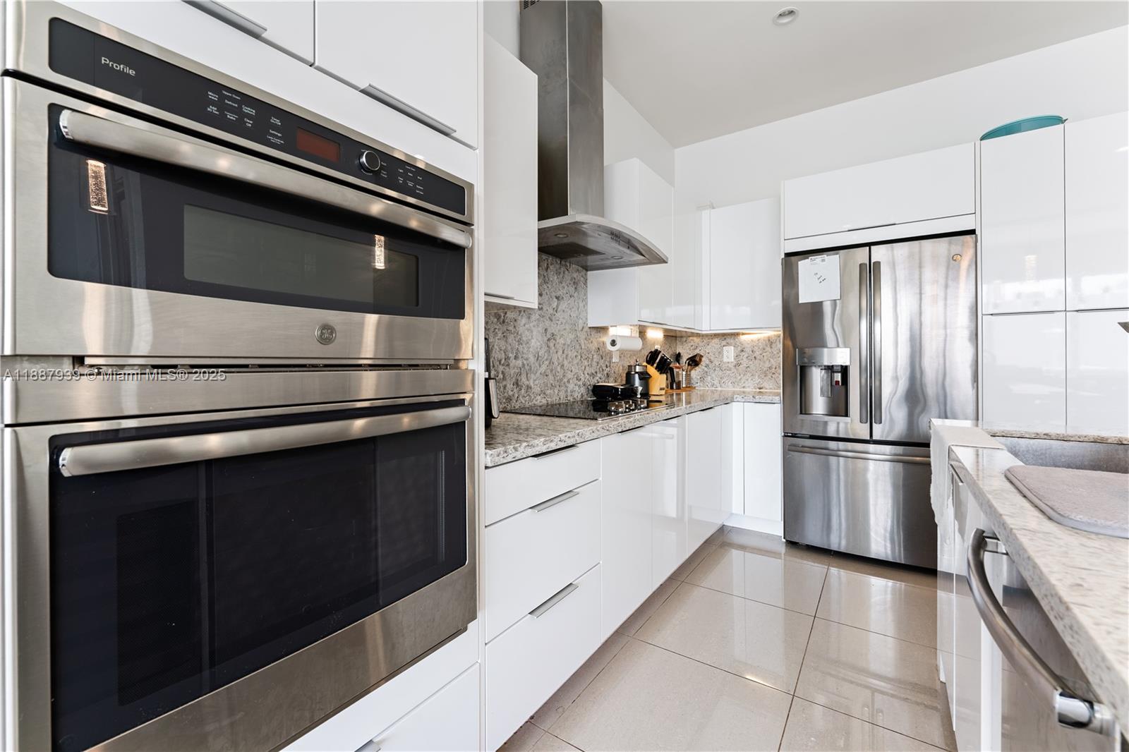 LANDMARK AT DORAL - Residential
