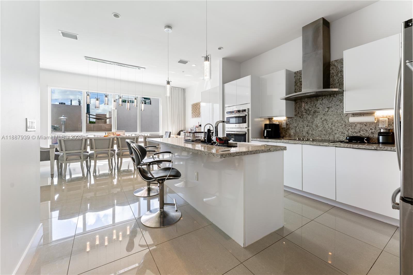 LANDMARK AT DORAL - Residential