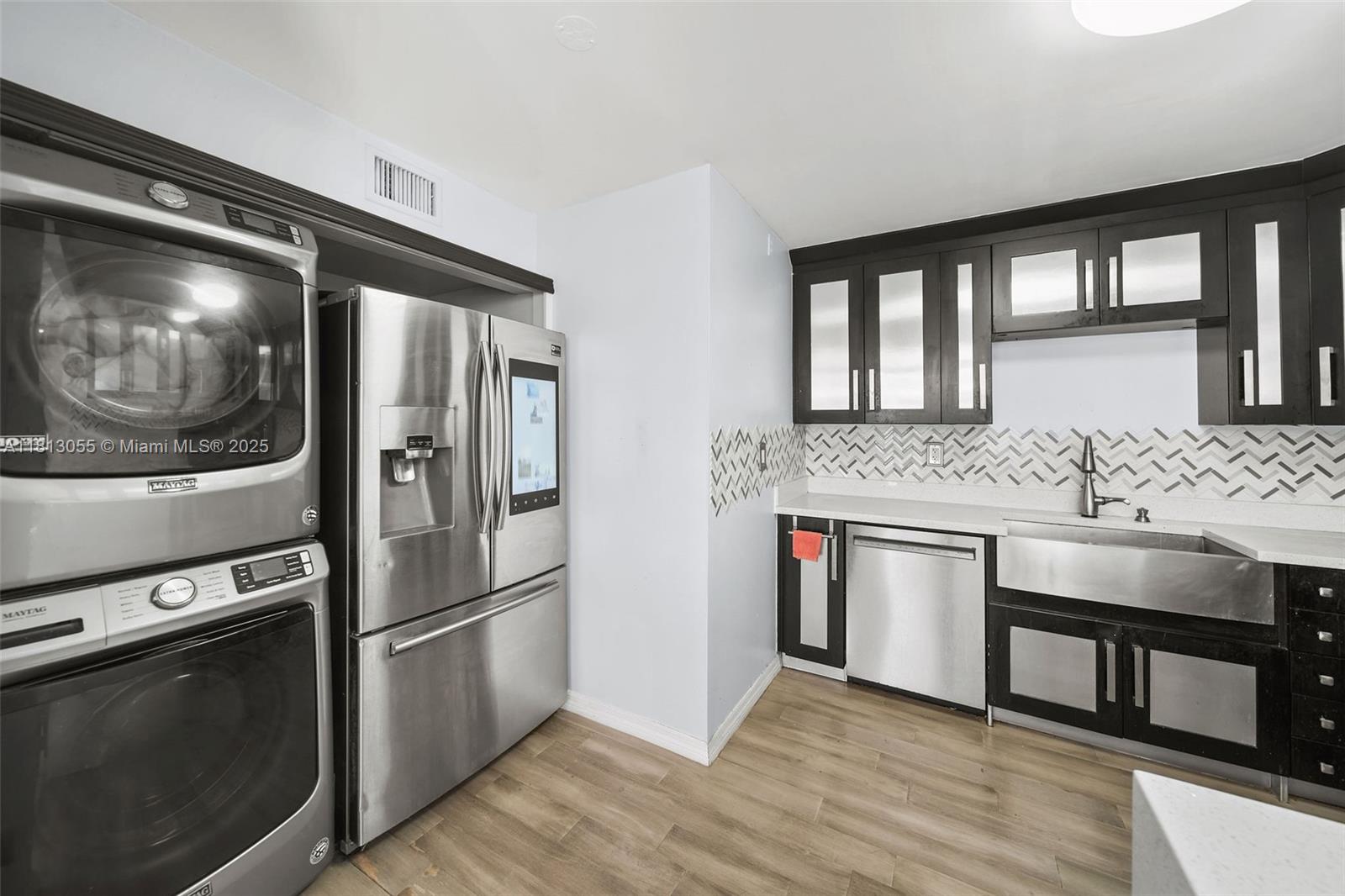 LE TRIANON CONDO - Residential
