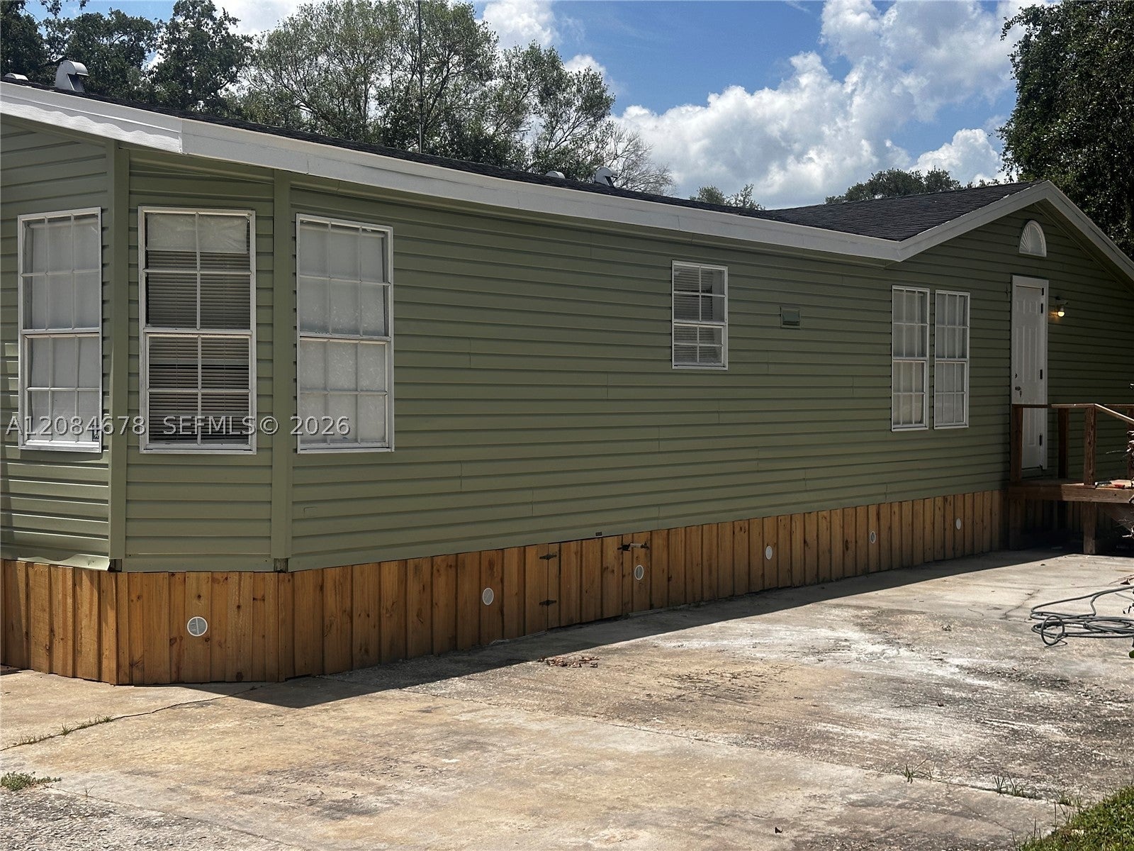 131 Oak DR