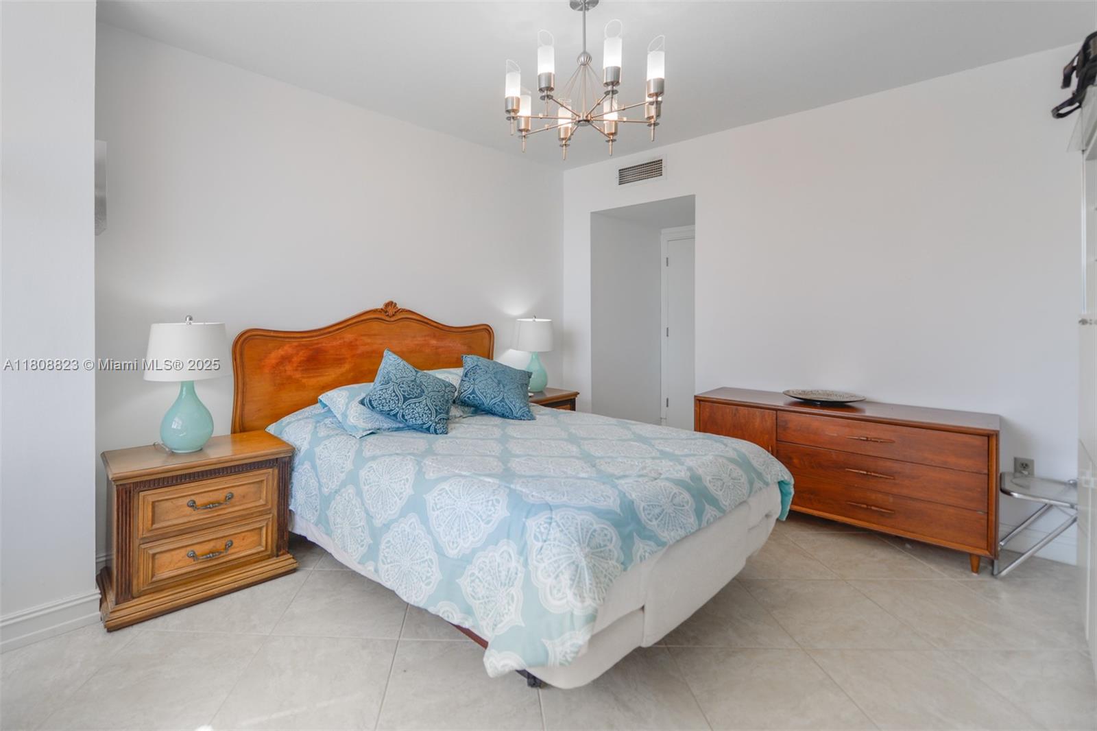HEMISPHERES CONDO - Residential