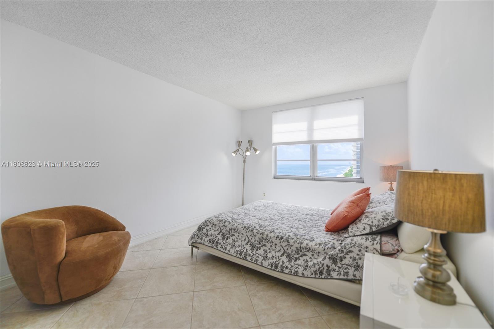 HEMISPHERES CONDO - Residential