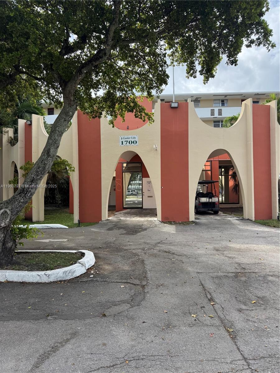 JADE WINDS GRP EASTER LIL - Residential Lease