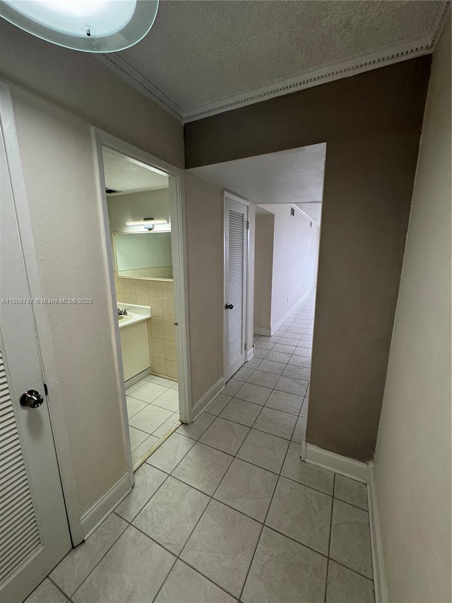 JADE WINDS GRP EASTER LIL - Residential Lease