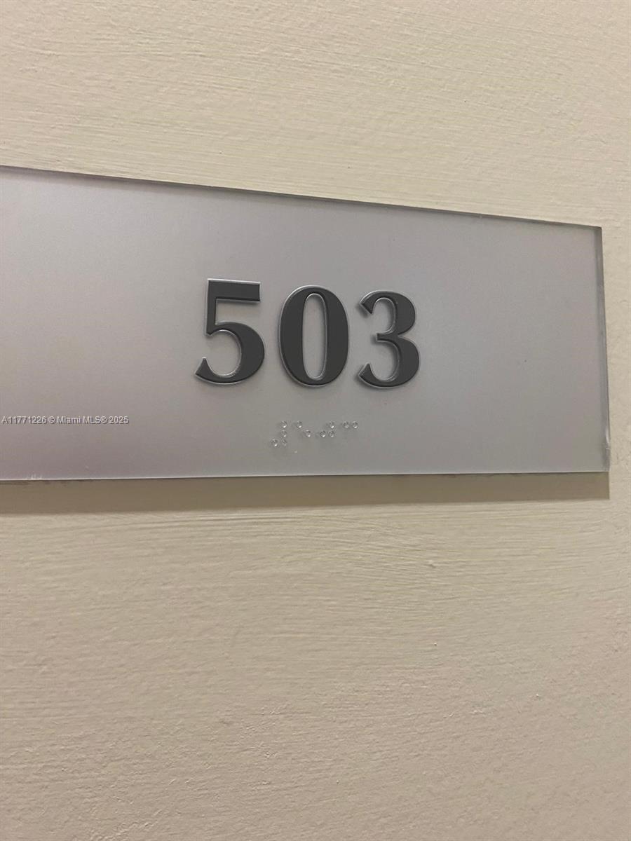 2100 Van Buren St 503