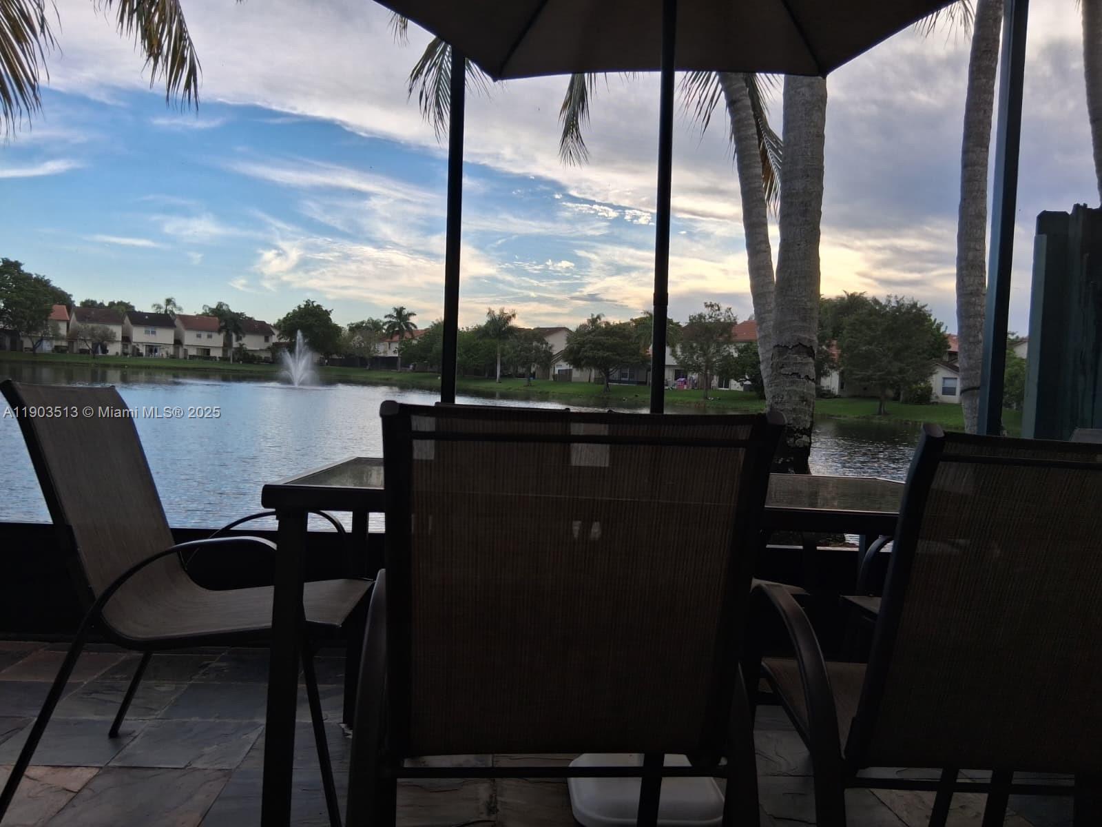 PEMBROKE POINTE - Residential