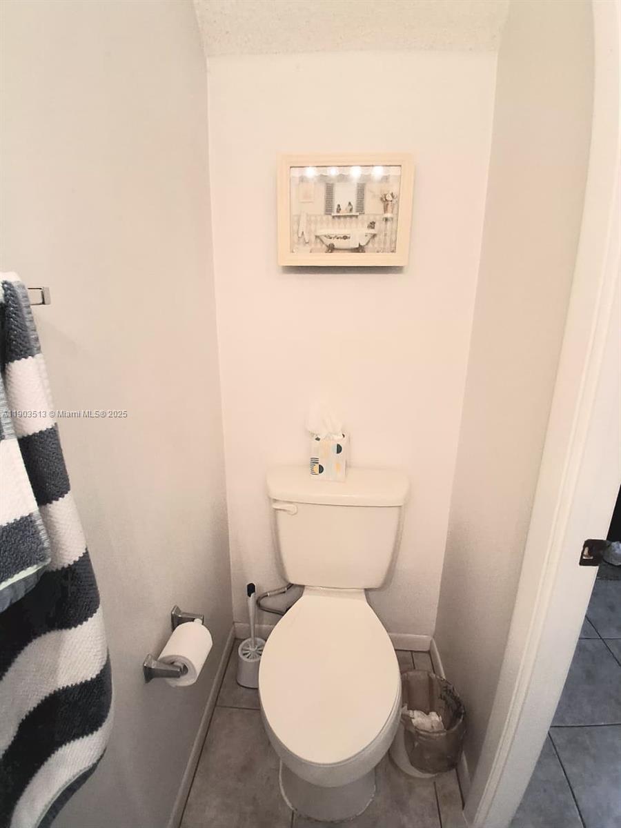 PEMBROKE POINTE - Residential