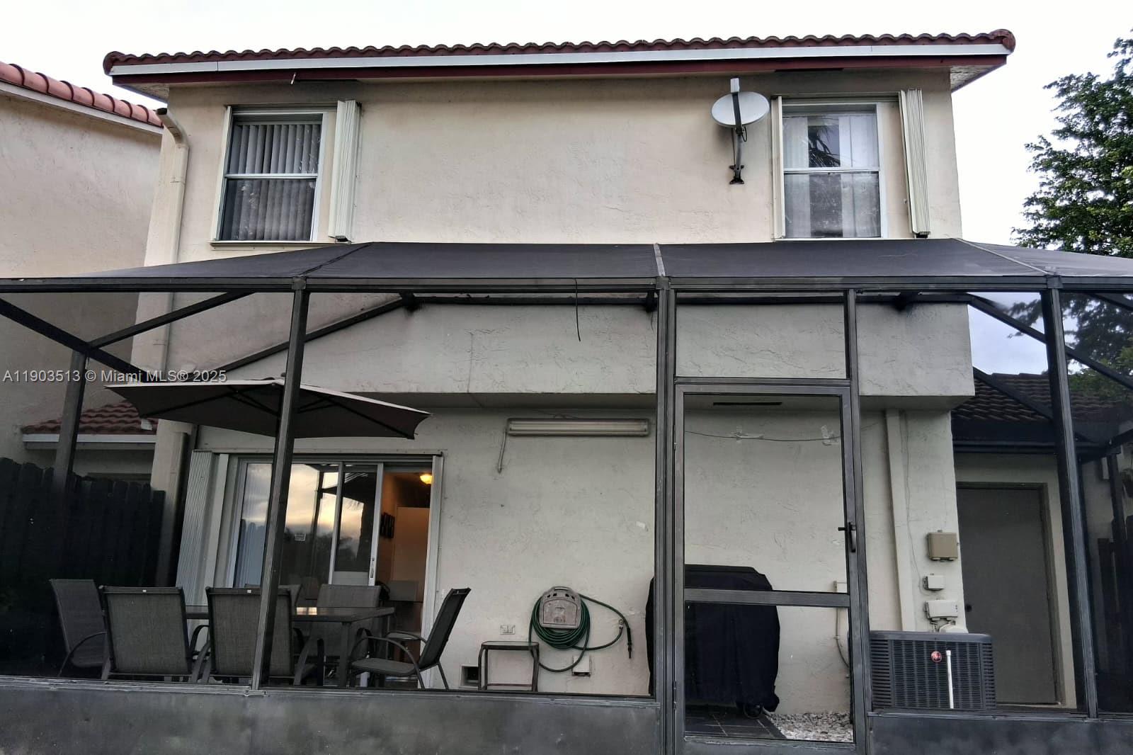 PEMBROKE POINTE - Residential