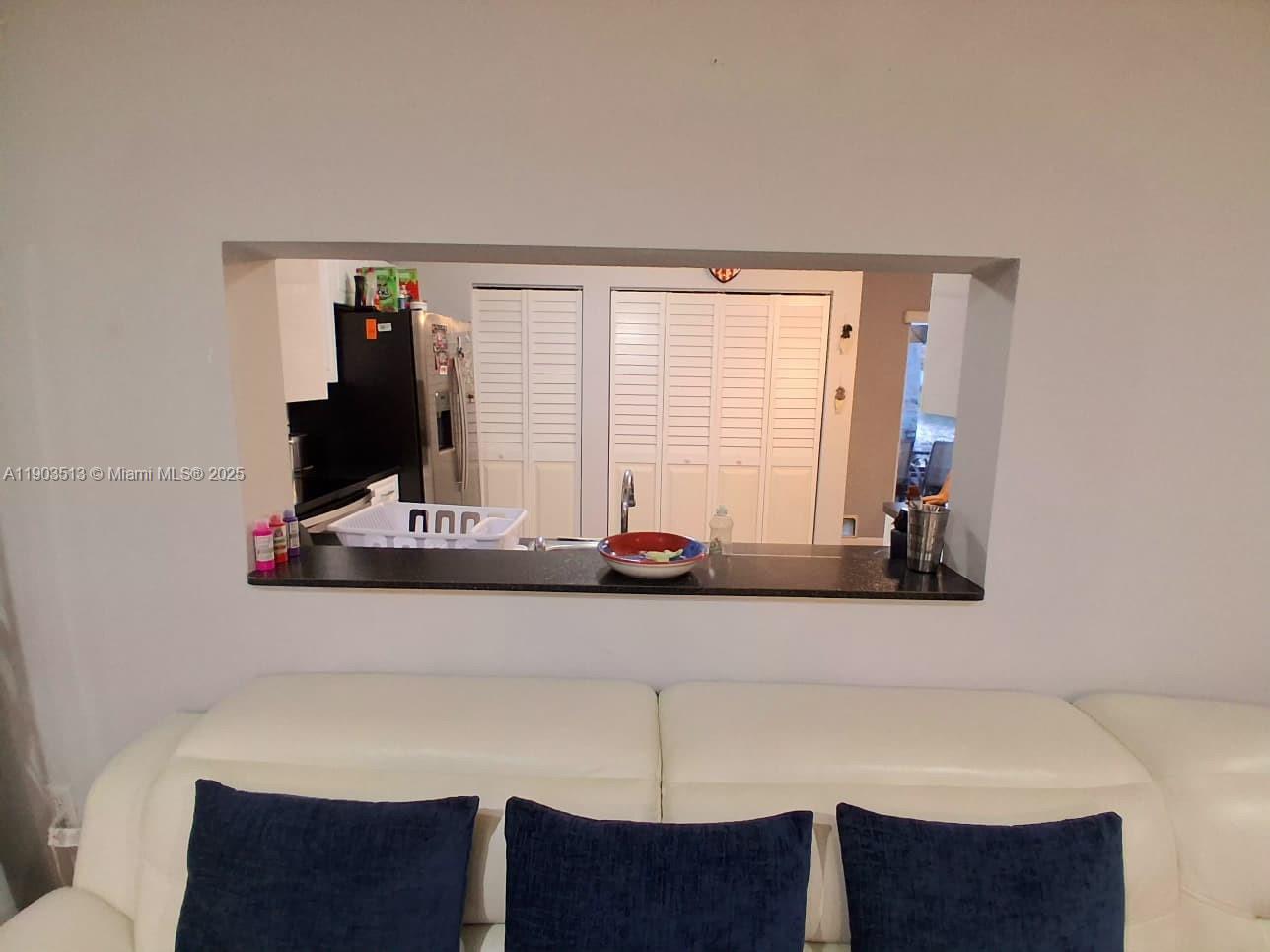 PEMBROKE POINTE - Residential