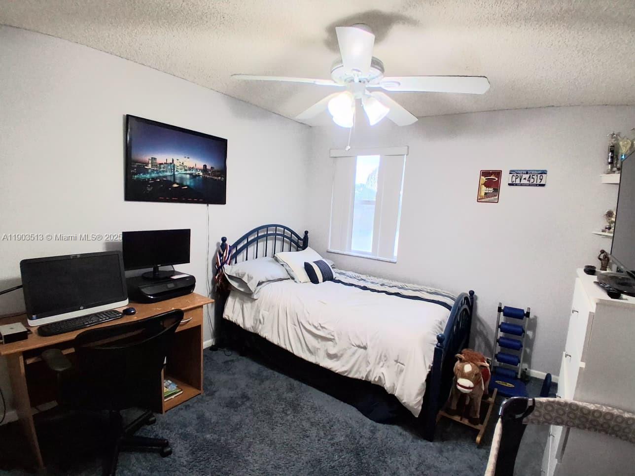 PEMBROKE POINTE - Residential