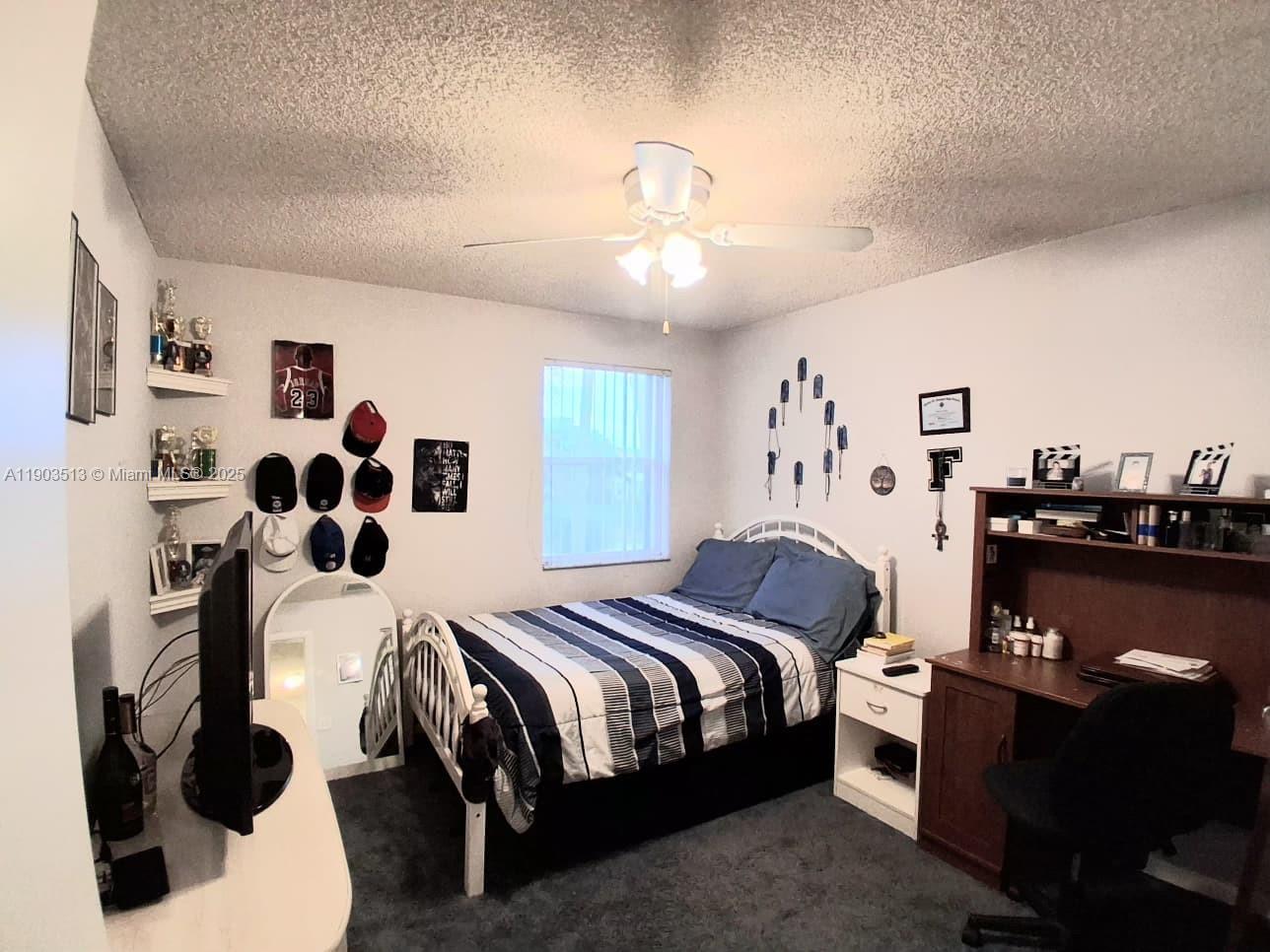 PEMBROKE POINTE - Residential