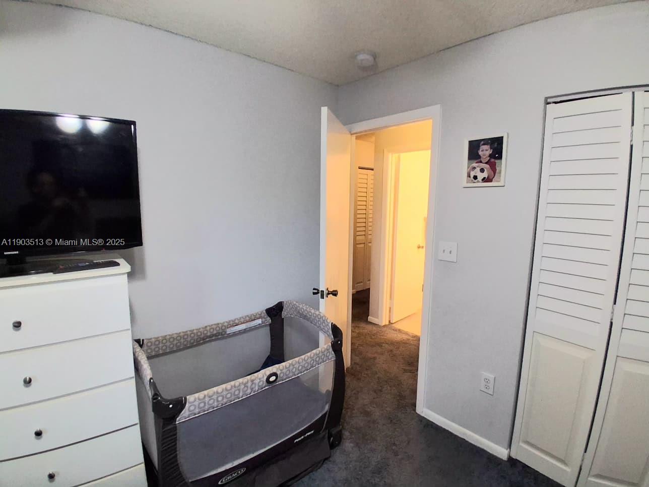 PEMBROKE POINTE - Residential