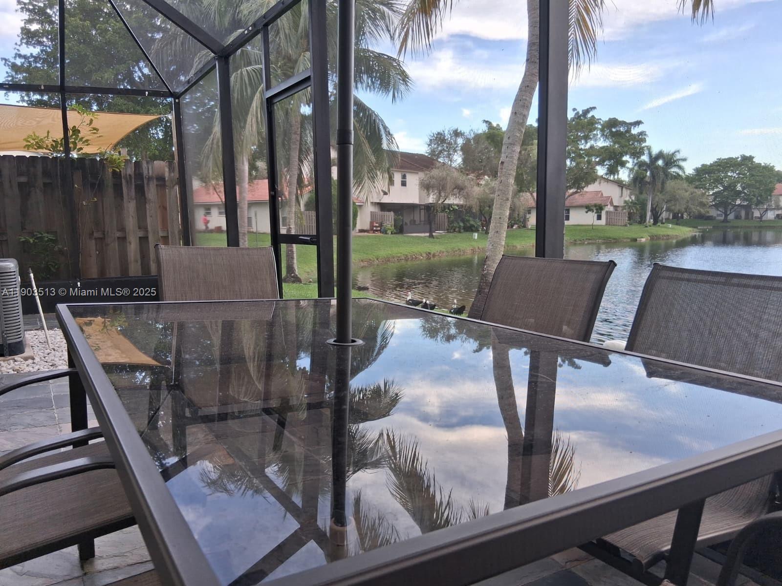 PEMBROKE POINTE - Residential