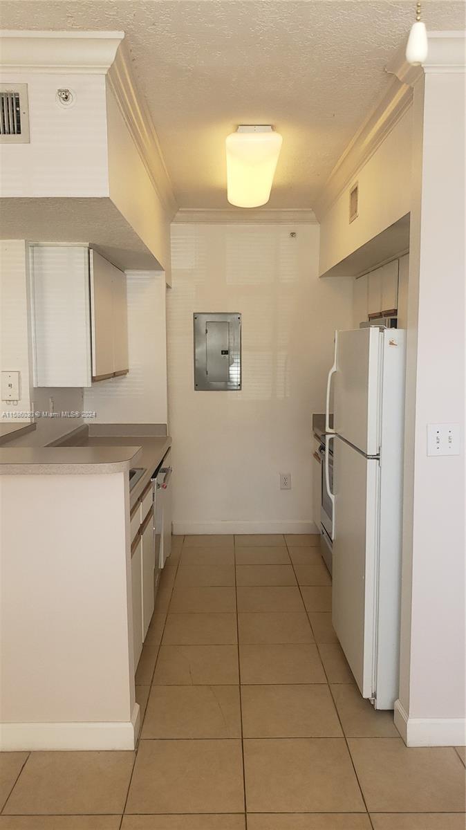 MARQUESA CONDO - Residential Lease