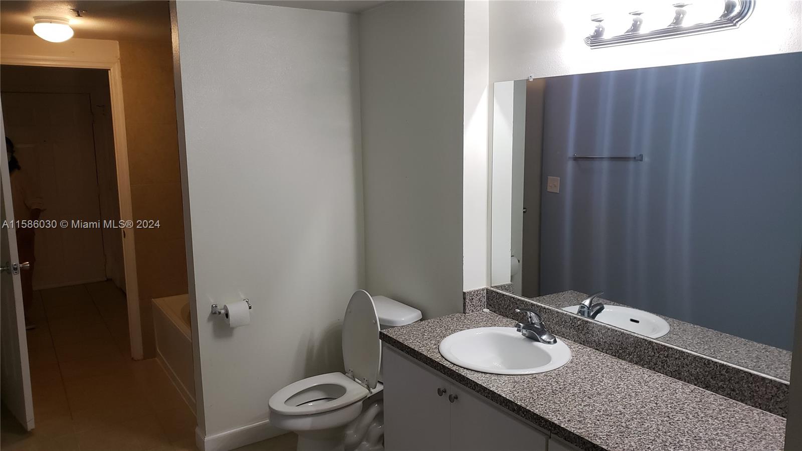 MARQUESA CONDO - Residential Lease