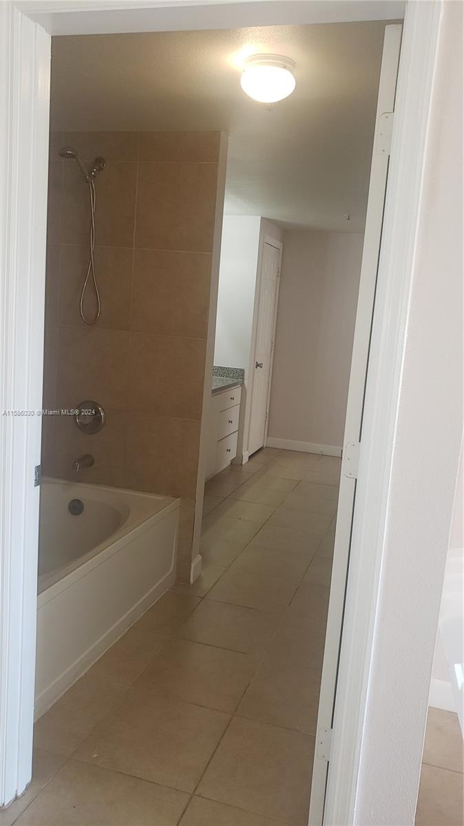 MARQUESA CONDO - Residential Lease