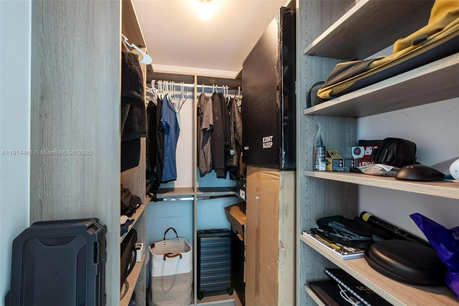 PARAISO BAY CONDO - Residential Lease