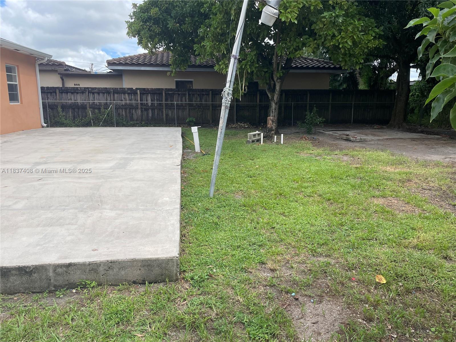 4TH AVENUE EXTENSION TO H - Residential