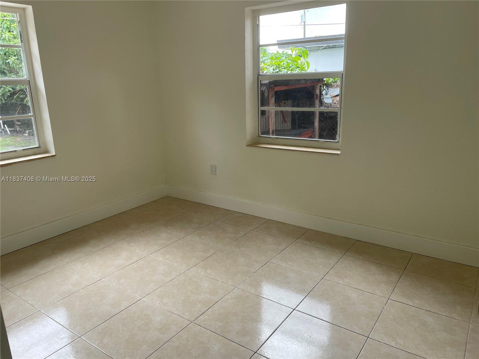 4TH AVENUE EXTENSION TO H - Residential