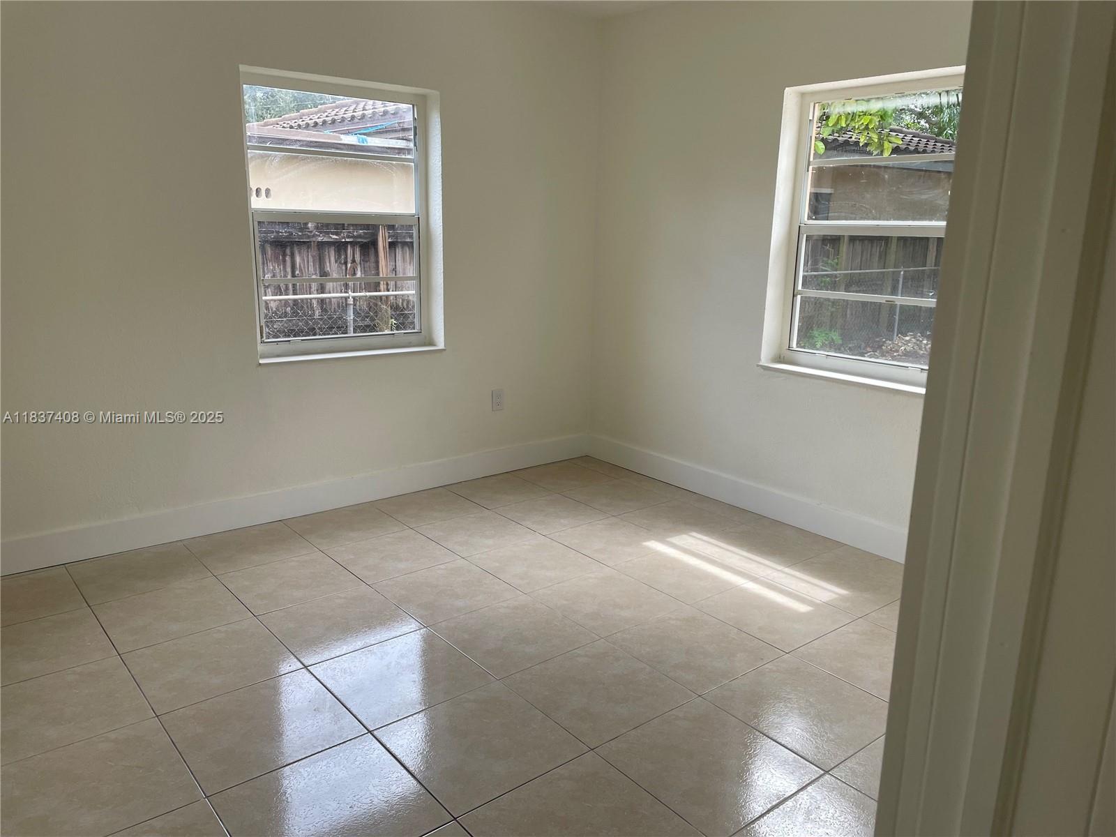 4TH AVENUE EXTENSION TO H - Residential