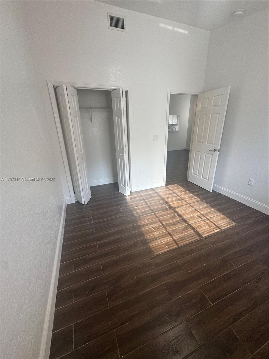 91 NE 13th Ave 17