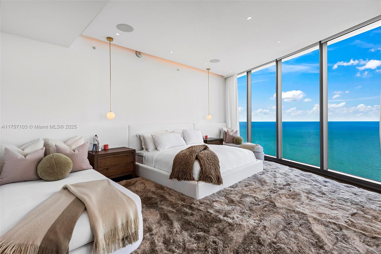 Ritz Carlton - Residential
