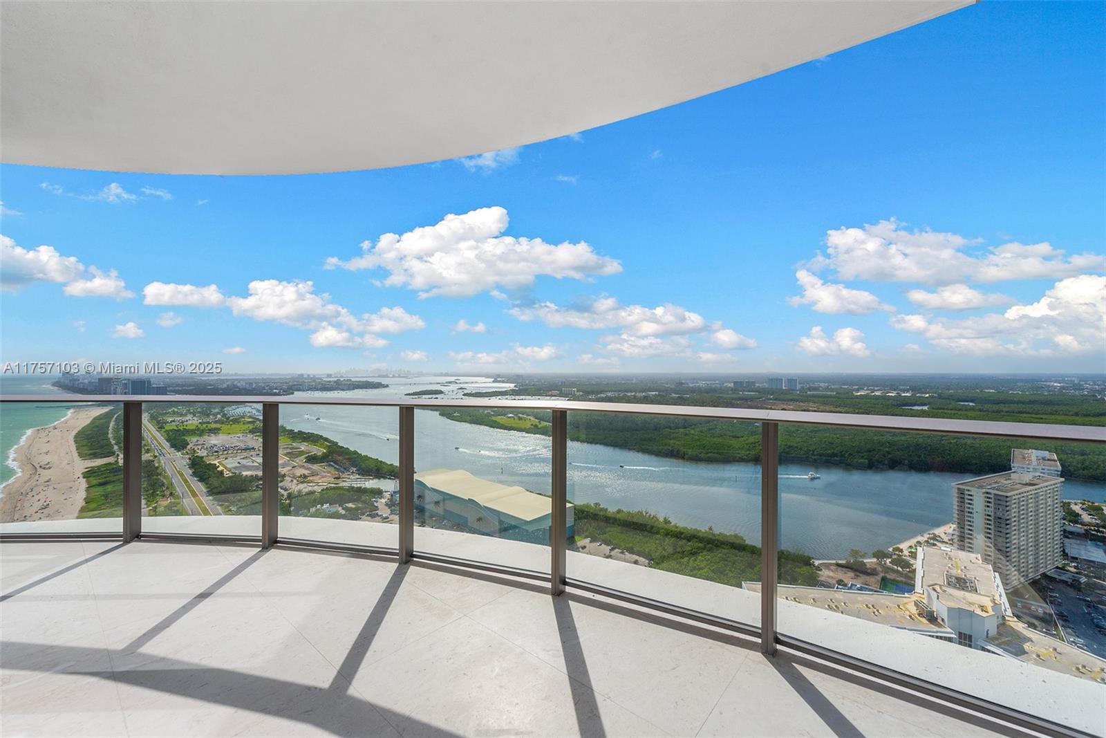 Ritz Carlton - Residential