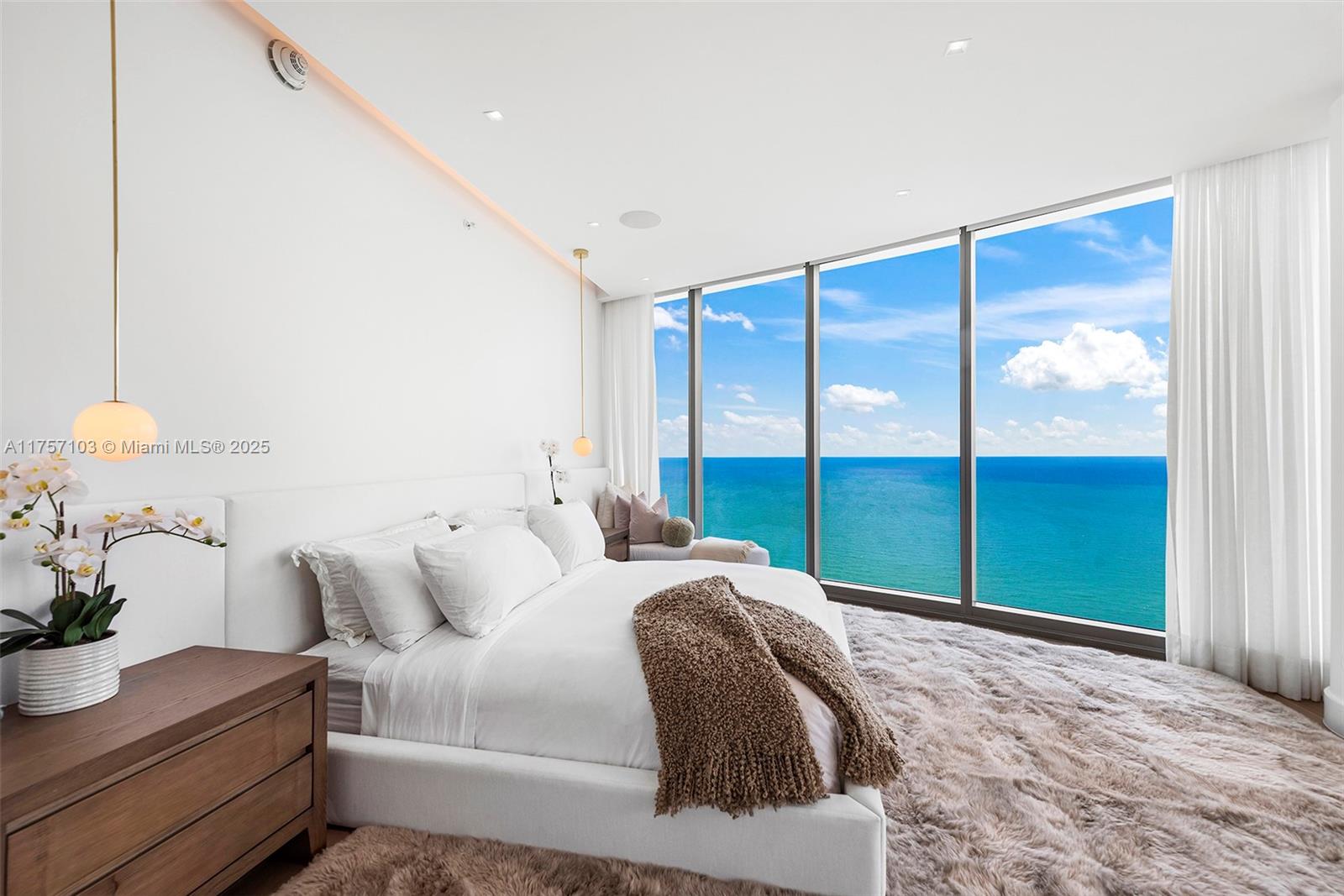 Ritz Carlton - Residential