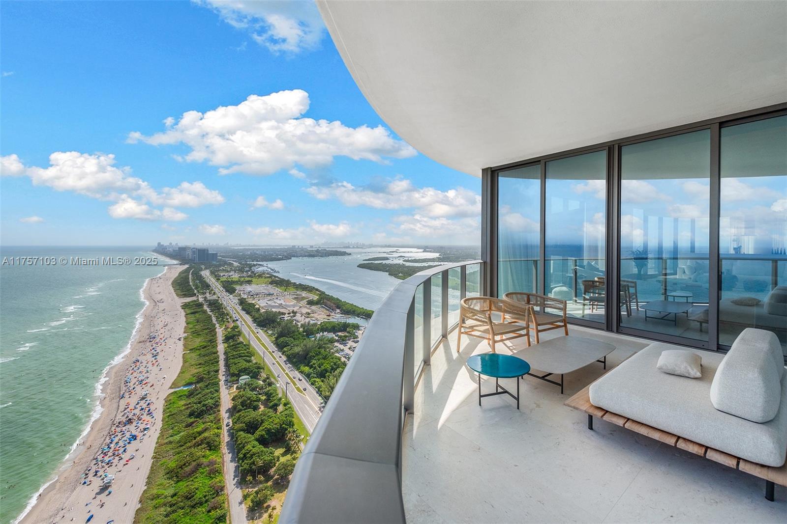 Ritz Carlton - Residential