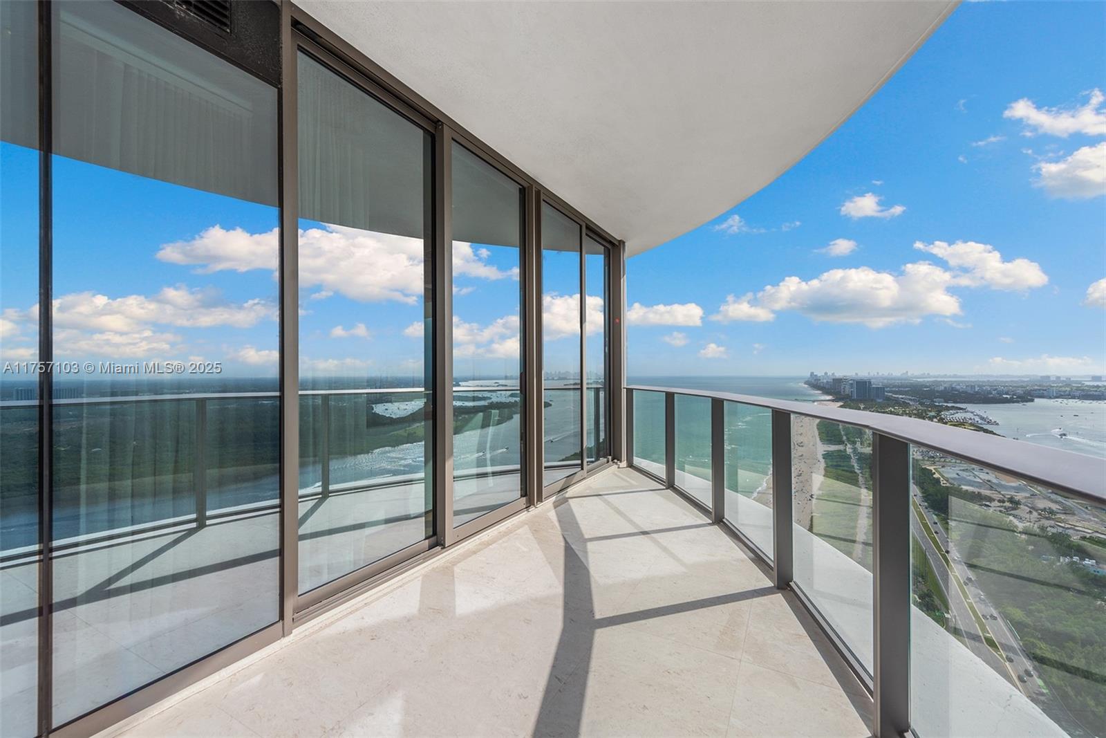 Ritz Carlton - Residential