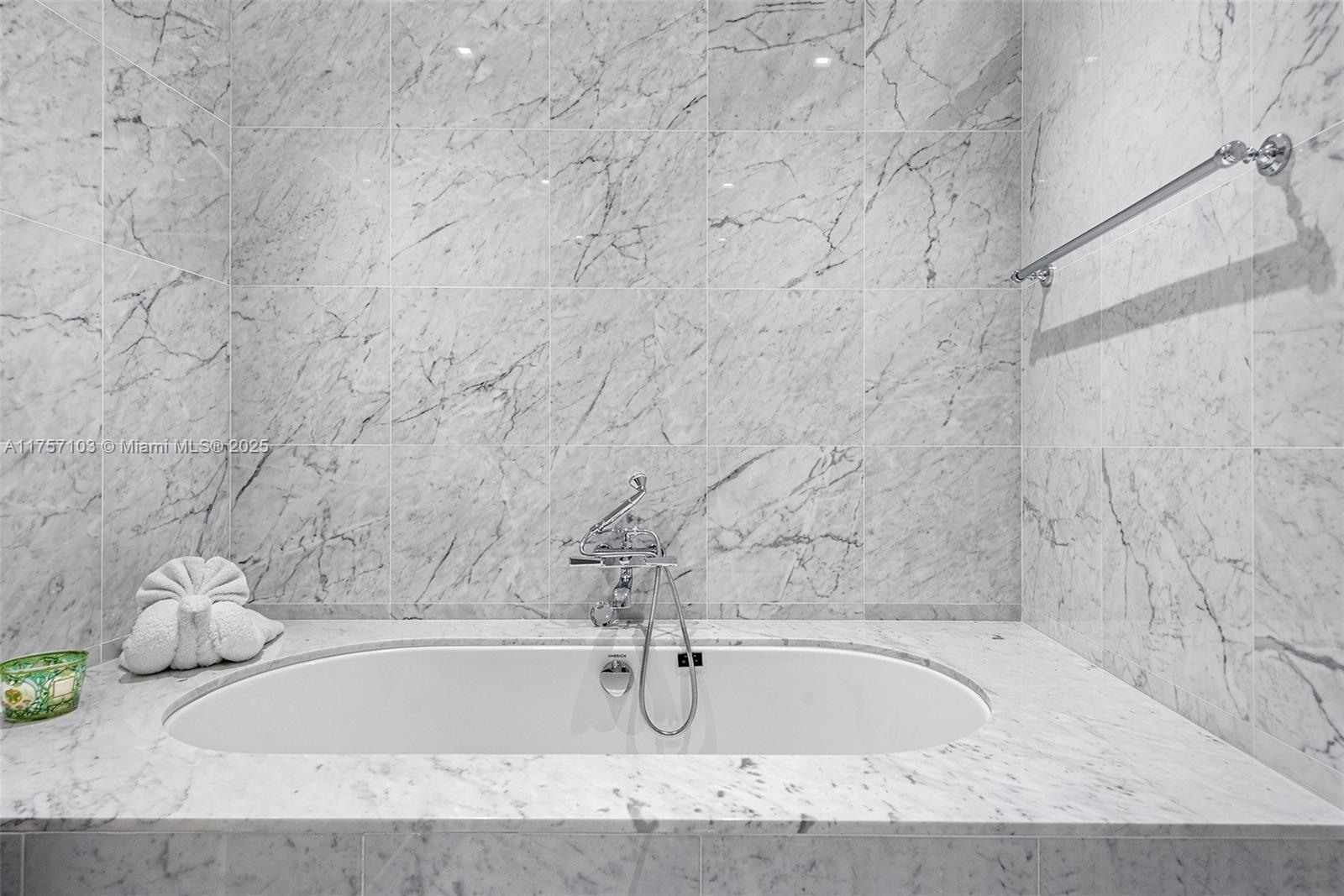 Ritz Carlton - Residential