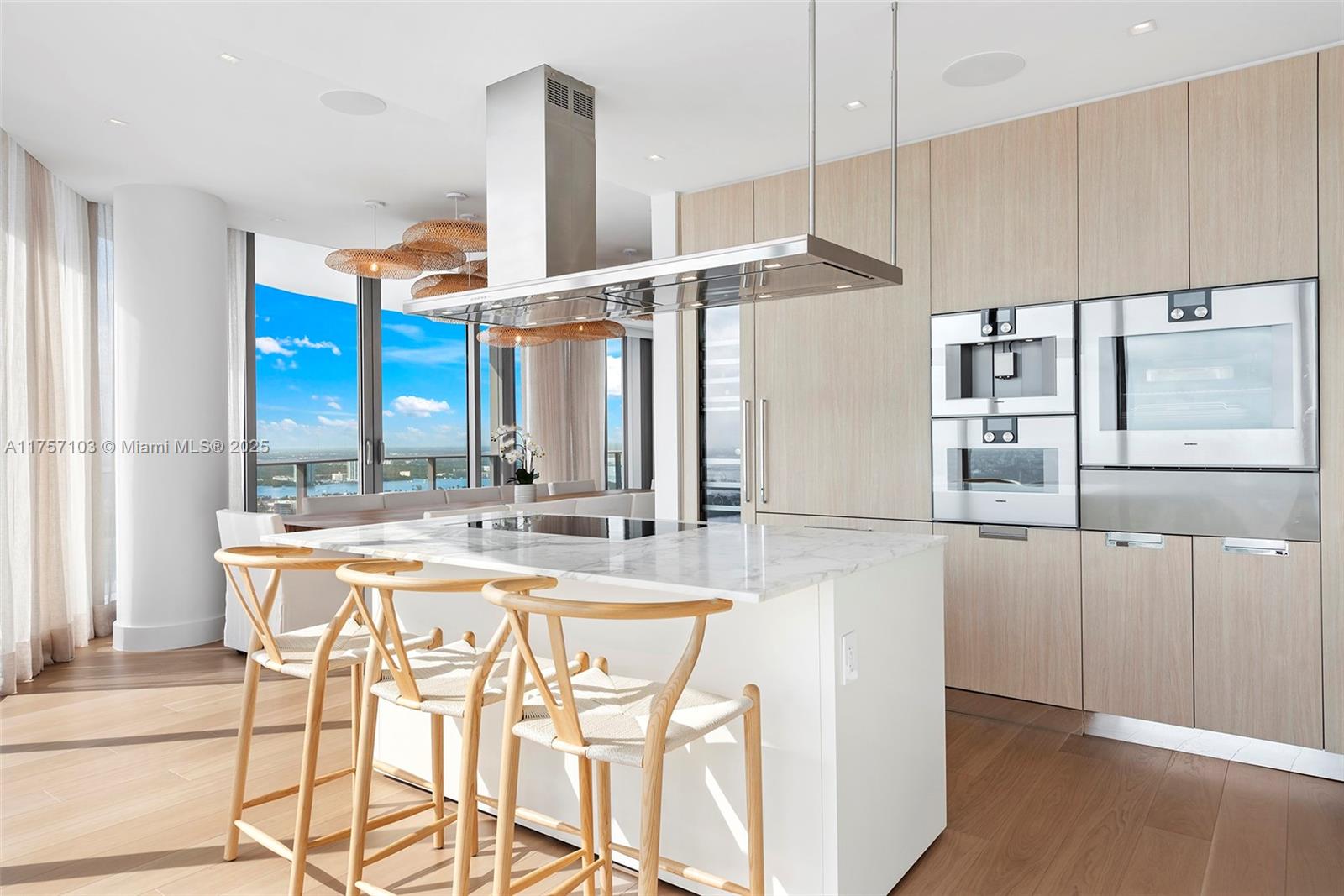 Ritz Carlton - Residential