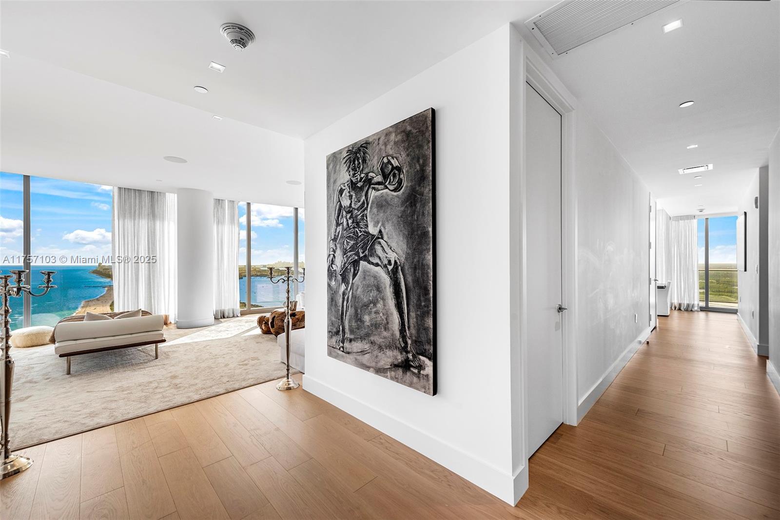 Ritz Carlton - Residential