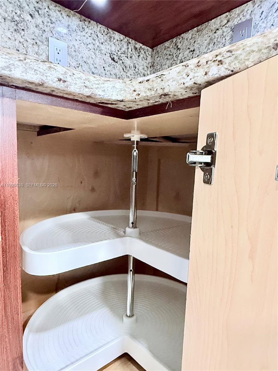 CORAL POINTE TOWNHOMES CO - Residential